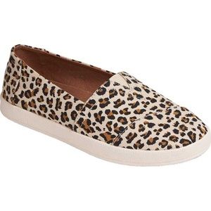 NEW WITH BOX TOMS AVALON BIRCH LEOPARD PRINT